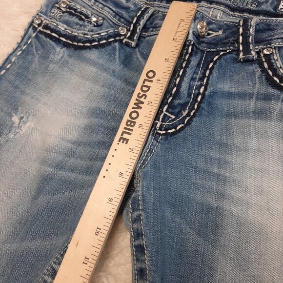 Miss Me Women's Blue Low Rise Thick Stitch Flap Pockets Cropped Denim Jeans - Picture 6 of 11